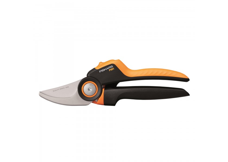 Takkenschaar M model Bypass Fiskars X-series P921