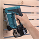 Accu-tacker Makita DST221RFJ