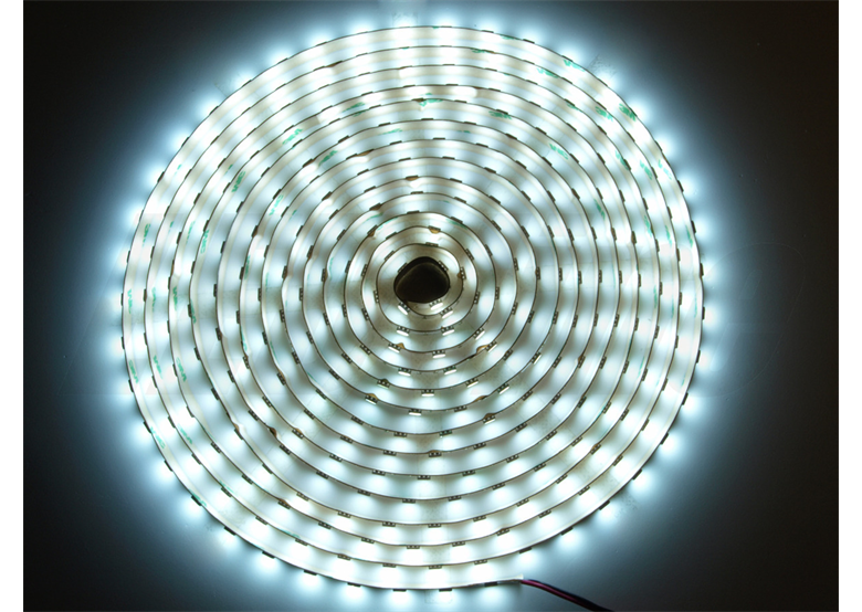 LED strip op rol helder wit 5 mtr Yassno YB-09-007